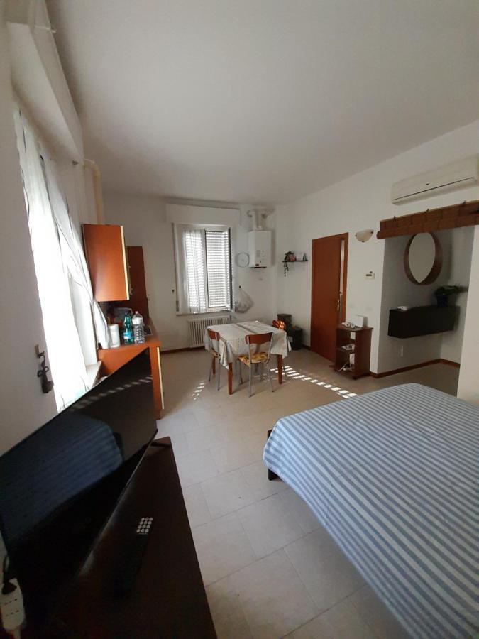 Breve Ristoro Apartamento Parma Exterior foto